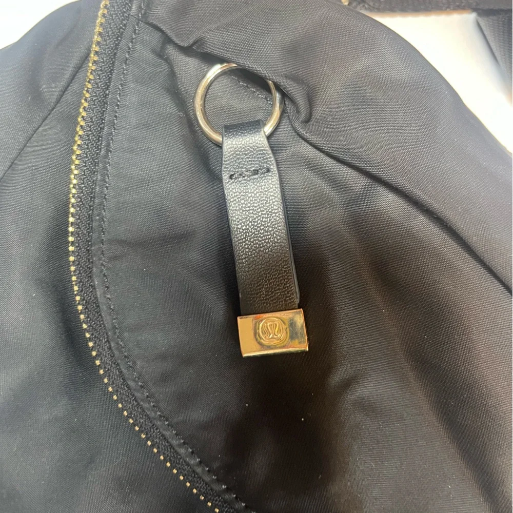 lululemon athletica Black All Night Festival Crossbody Bag - Picture 6 of 11
